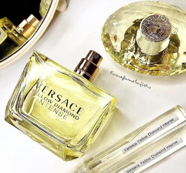 VERSACE  Golden Diamond  5ML